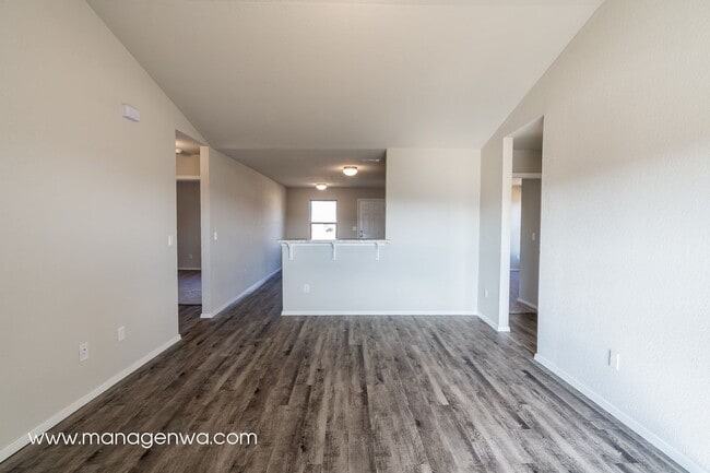 Photo - Cozy 4 Bedroom Elkins Home! Lots of upgrades!!