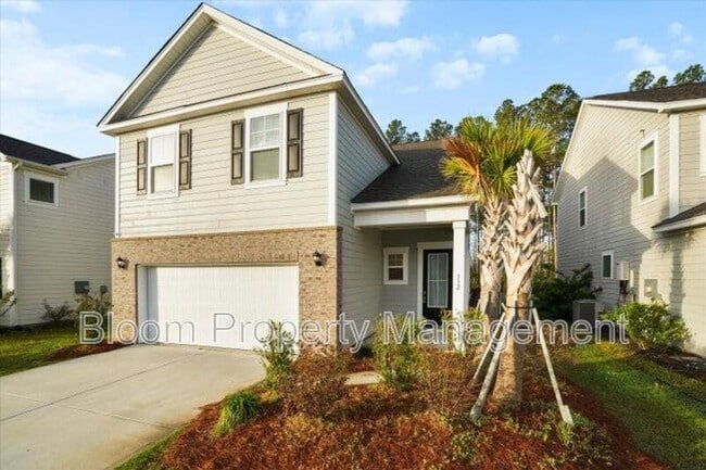 Photo - 332 Long Pier St