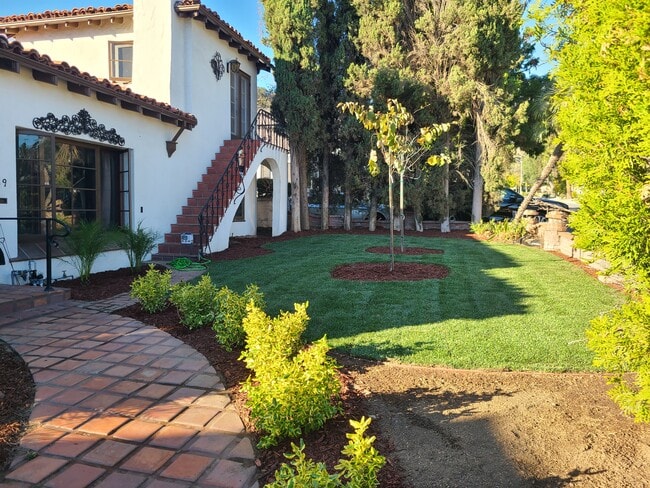 Building Photo - 359 Heather Heights Ct