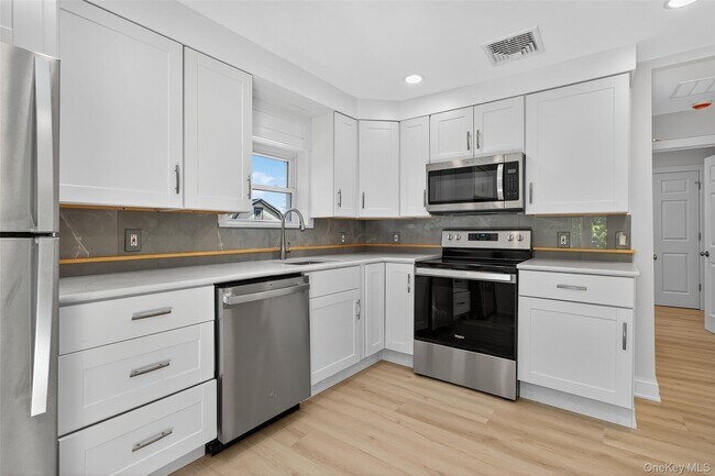 Photo - 50 Dubois St Unit Apt 2