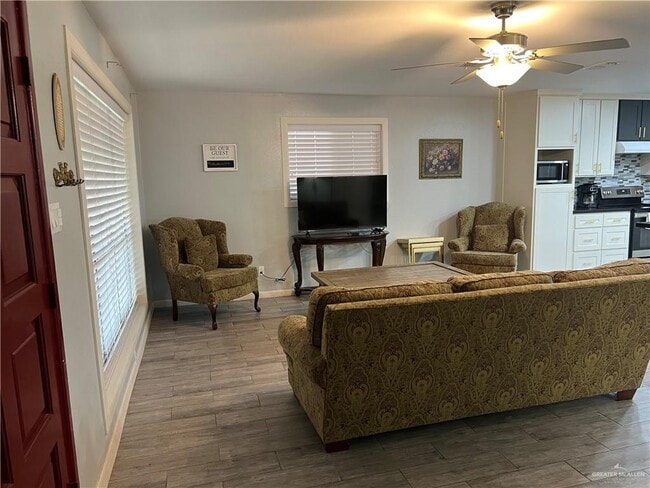 Photo - 23 S 24th St