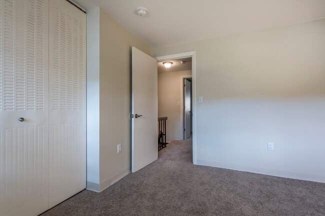 Photo - 55 Phelps Rd