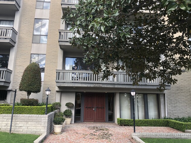 CONDOMIUM BUILDING FRONT - 2324 S Beverly Glen Blvd Unit 106 Rental