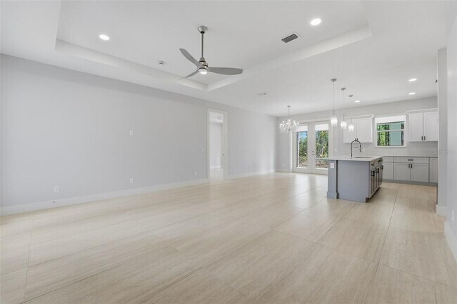 Photo - 5823 Burwin Ave