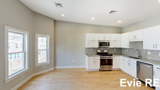 Photo - 44 Hano St Unit 4