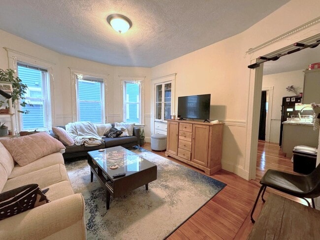 Photo - 28 Lexington Ave Unidad 1