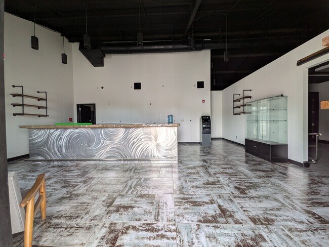 Commercial Retail Space