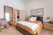 1BR, 1BA - 946 SF