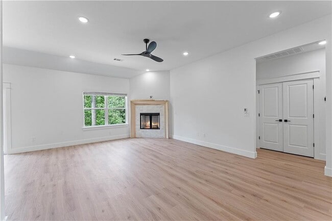 Photo - 17 Westmorland Dr