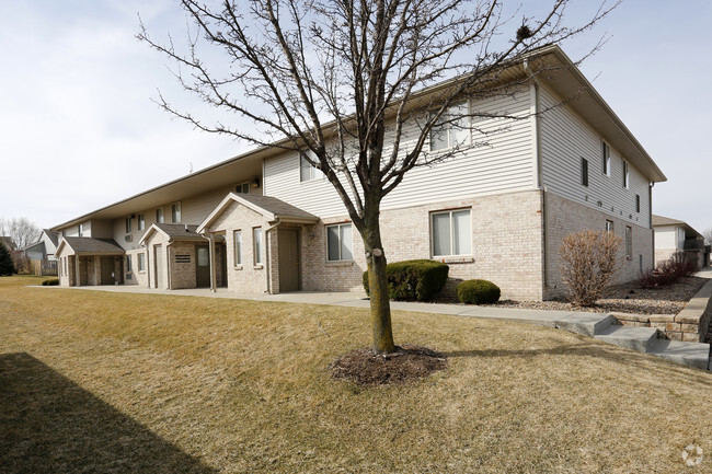 Building Photo - The Ponds on G E Road Rental