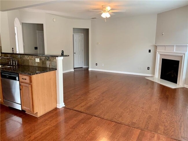 Photo - 2352 Jasmine Glen Dr