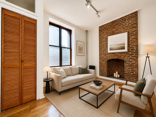 Building Photo - 3135 Broadway