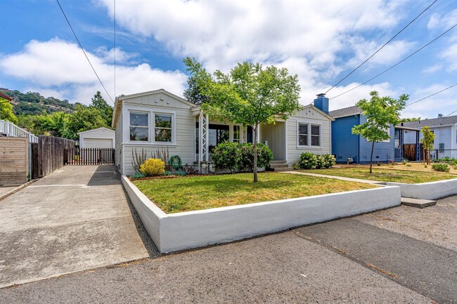 Photo - Alta Heights Beautifully Renovated Cottage