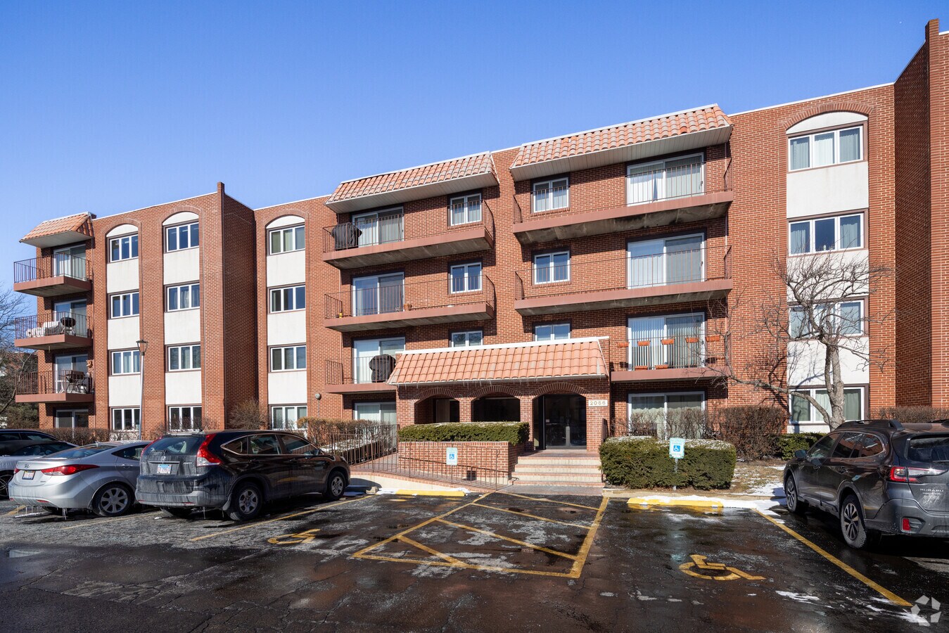 Photo - Spanish Court Apartments