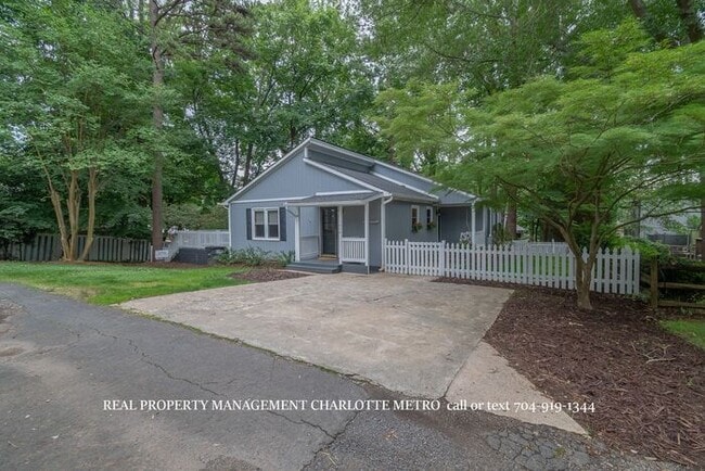 Photo - Move-In Ready 3BR Home Near Gold Hill Rd, Baxter Village & Lake Wylie
