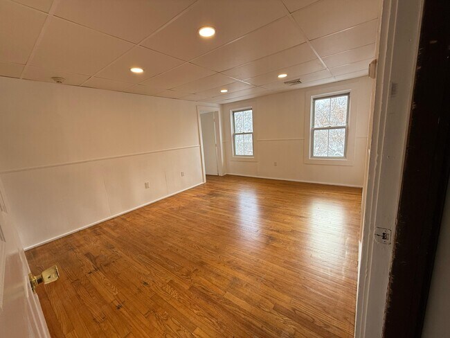 Photo - 60 Cliff St Unit C