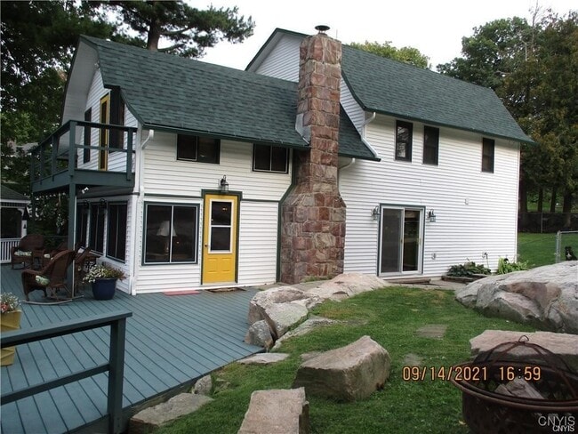 Photo - 47619 Dingman Point Rd