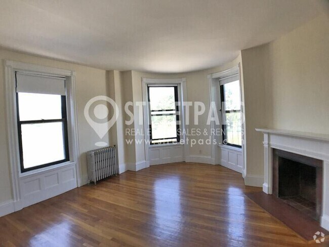 Building Photo - 2 bedroom in Boston MA 02115 Rental