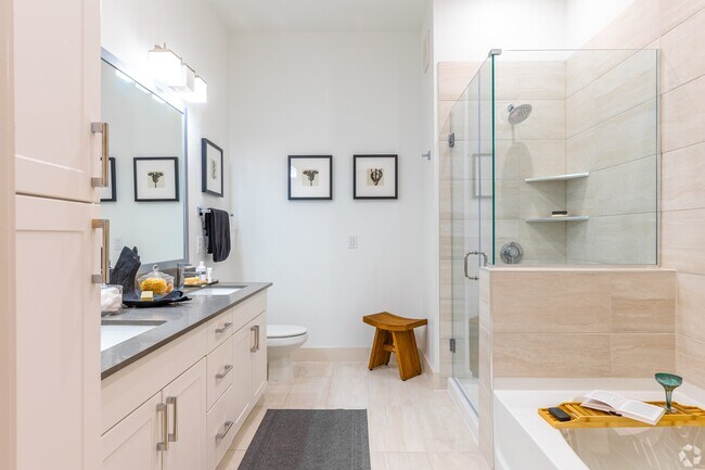 Photo - Darby Knox District