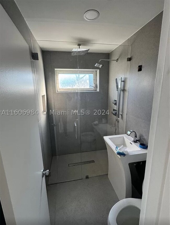 110 NW 120th St