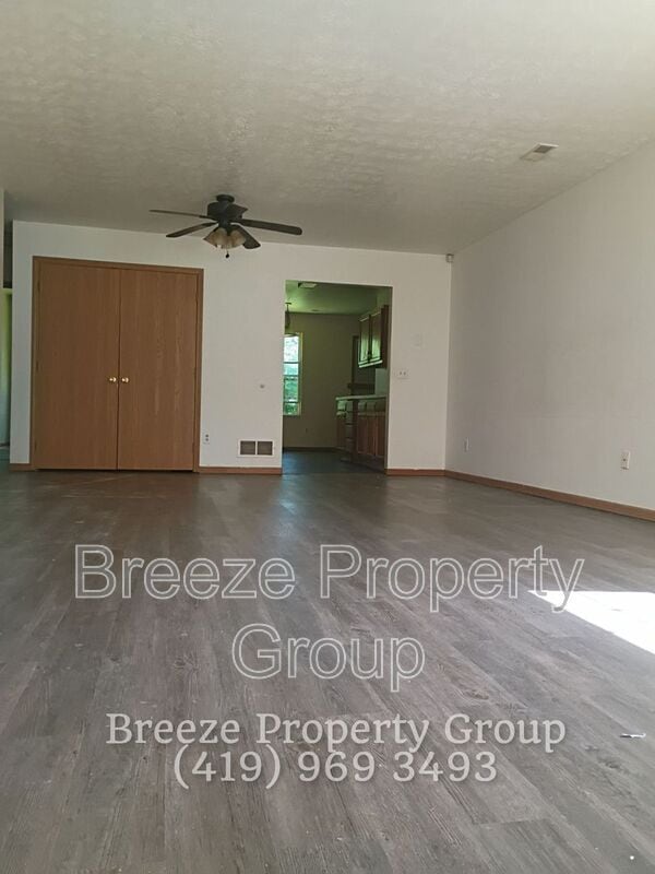 Photo - 546 Breaden St