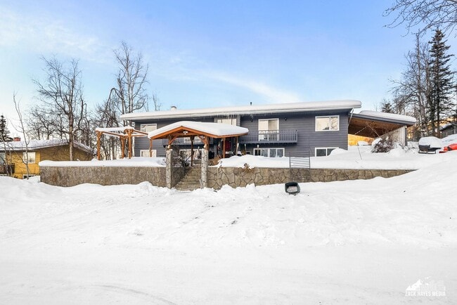 Building Photo - 19033 Whirlaway Rd