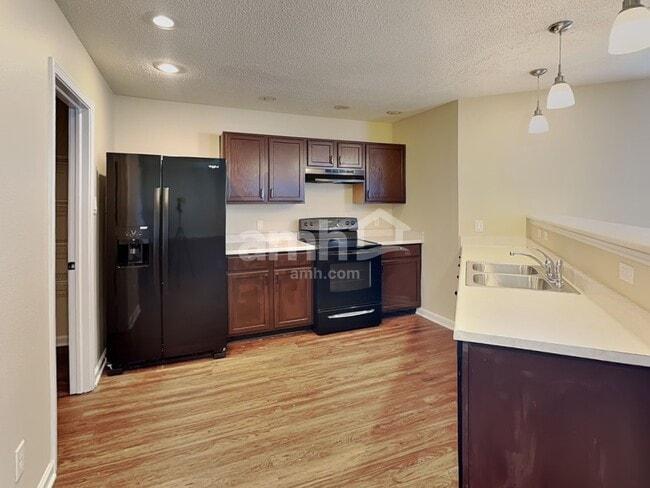 Photo - 10794 Timothy Ln