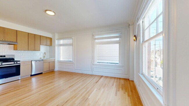 Photo - 495 32nd Ave Unidad 104A