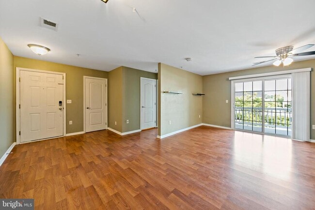 Photo - 12 Highbridge Ln
