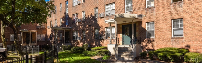 Photo - Mayfair Apartments