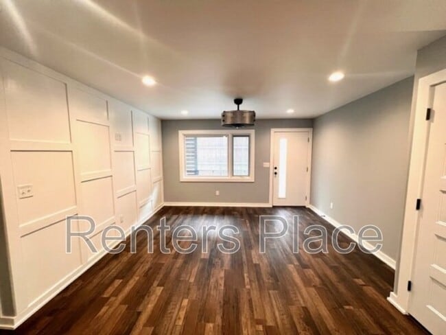 Photo - 415 S Victor Ave