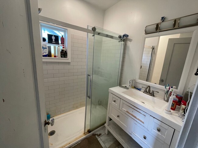 Photo - Pre-Leasing for September - 4bed/2bath House