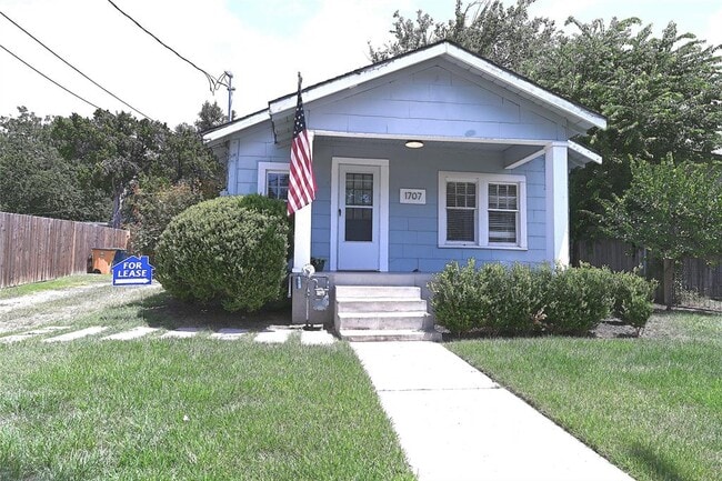 Building Photo - 1707 S 5th St Rental