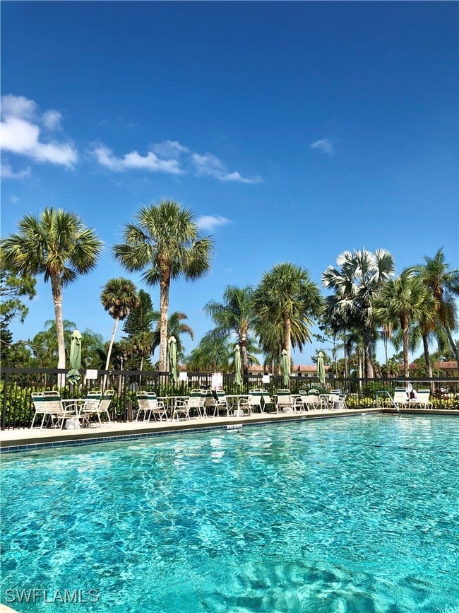 Building Photo - 4351 27th Ct SW Unit 104