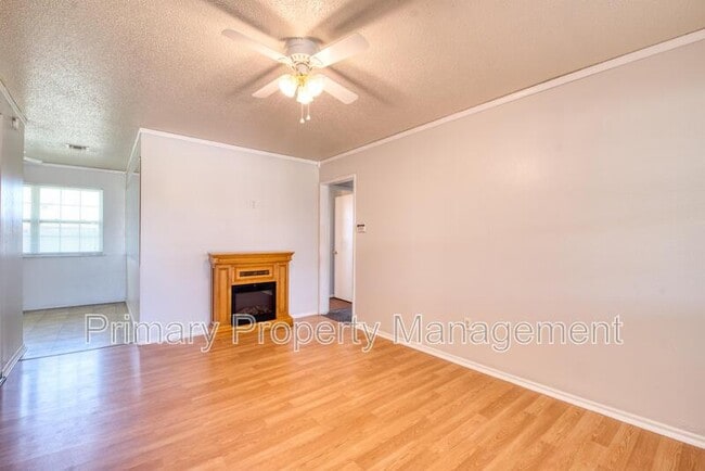 Photo - 924 NW 14th St