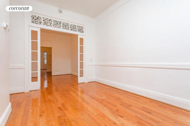 Photo - 300 Stanhope St