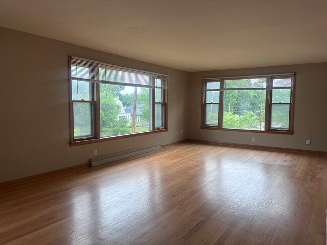 Photo - 7009 W Lloyd St