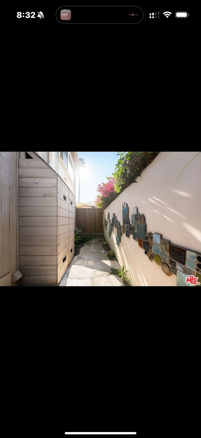 Building Photo - 643 Santa Clara Ave Unit 643b Santa Clara Ave.