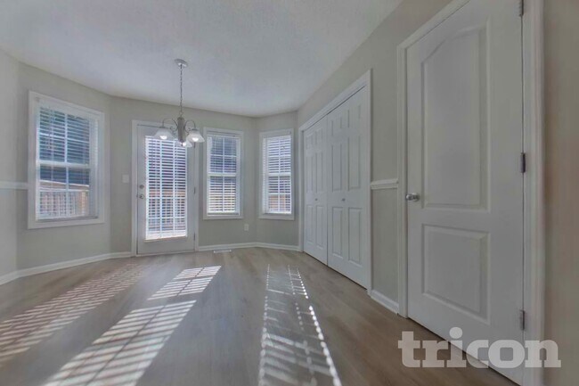 Photo - 63 Sycamore Ln