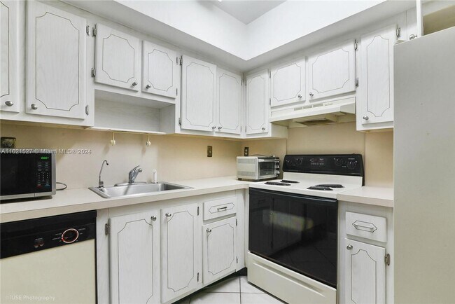 Photo - Spacious one bed one bath with pool!