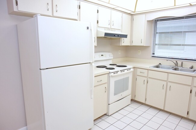Photo - 529 102nd Ave N