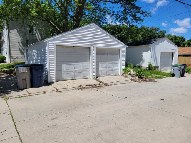 Photo - 336 S 66th St Unit Upper