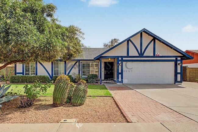 Photo - 4837 E Encanto St