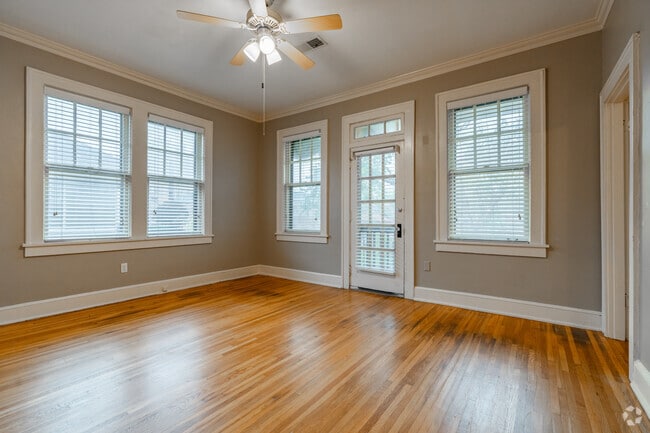 2BR, 1BA - Living Room