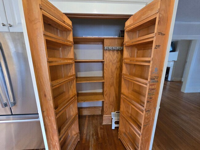 Photo - Beautiful Brick Home in Historic District of Edenton