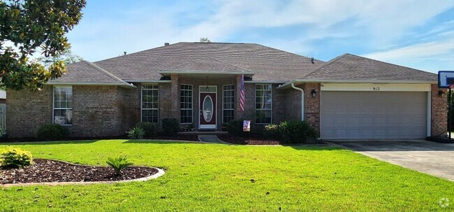 Building Photo - Breathtaking 4/3 Perdido Home, 2,700 sq ft...