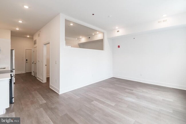 Photo - 813 N Broad St Unidad 213