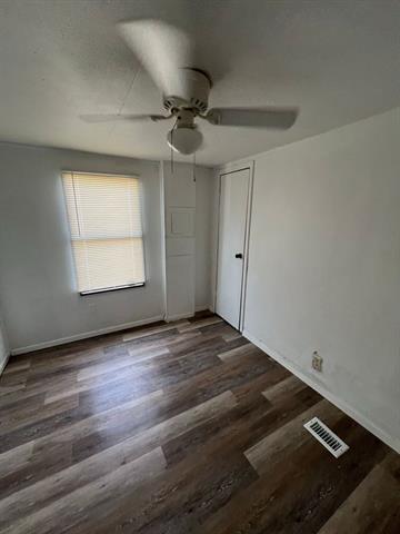 Photo - 140 Apache Rd