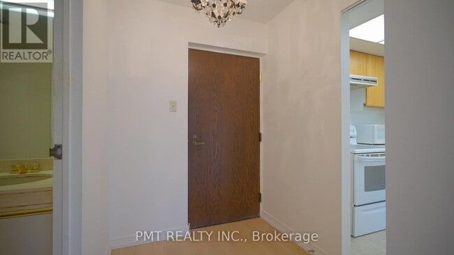 Photo - 65 Harbour Square Unit 2107