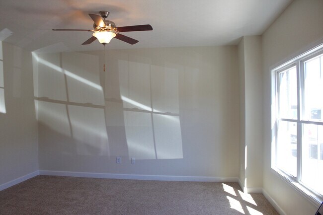 Photo - 113 Cedar Point Ln